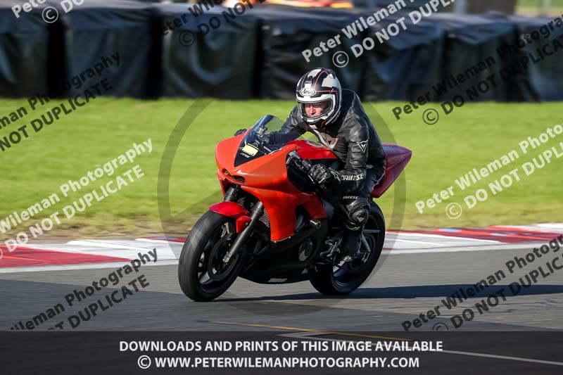 donington no limits trackday;donington park photographs;donington trackday photographs;no limits trackdays;peter wileman photography;trackday digital images;trackday photos